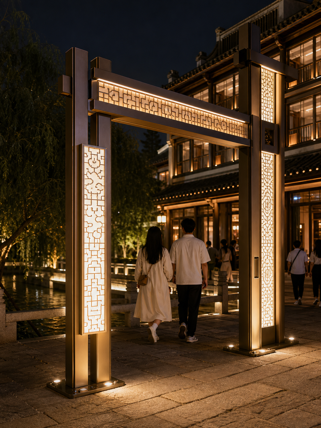 古镇灯语游线产品页图，展示门架结构、底座、灯光材料和行人尺度